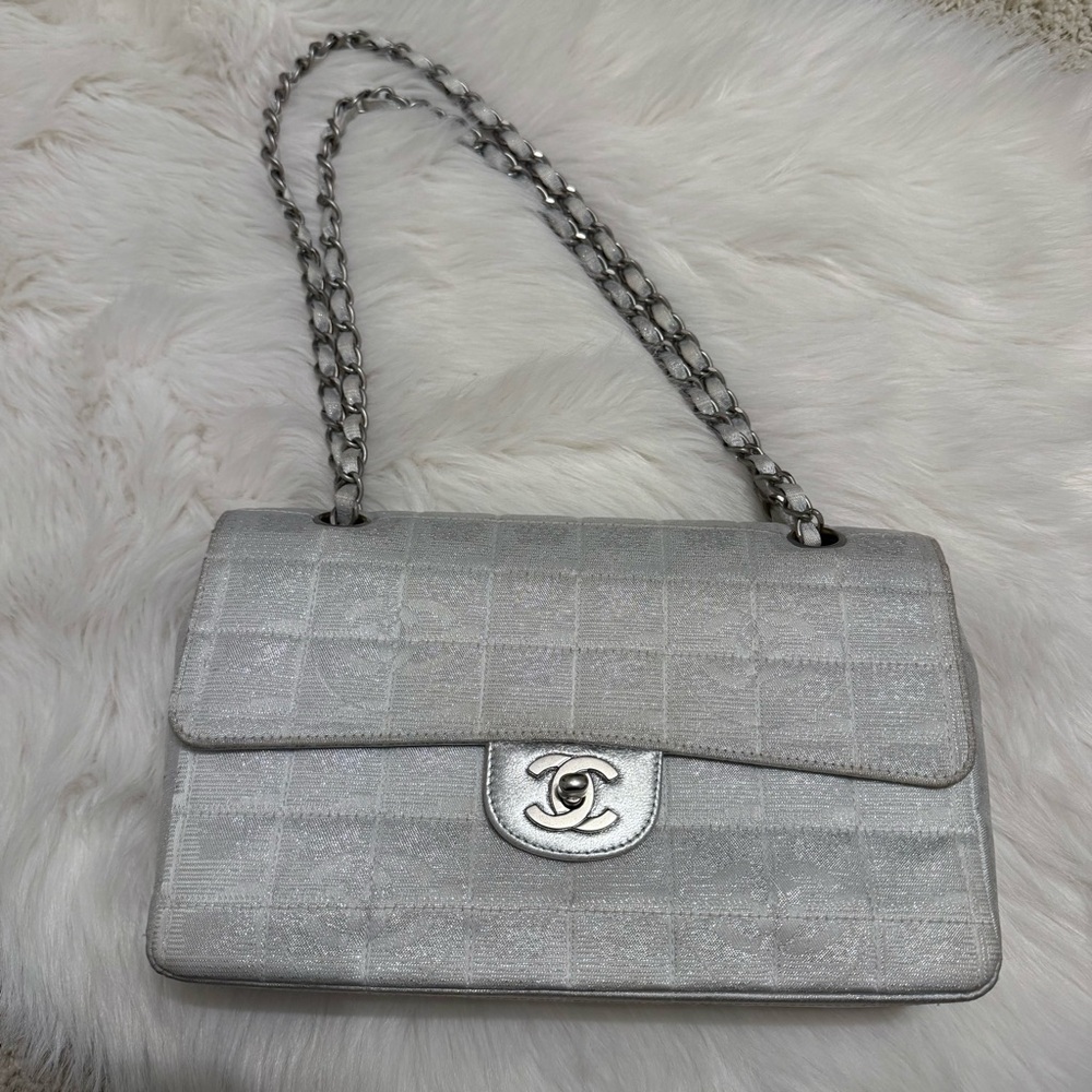Chanel Classic Flap medium - Travel Ligne white/silver